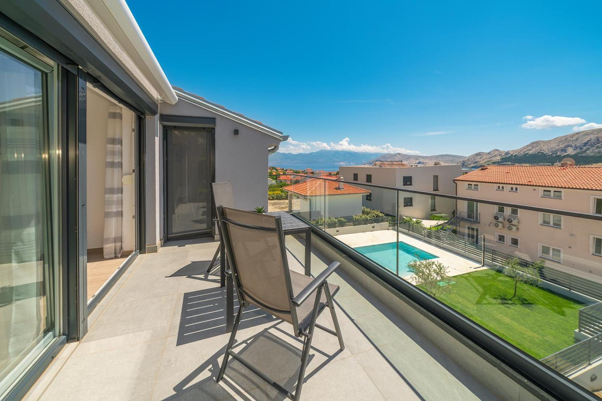 Poolside Apartments Anabella Baska  Bagian luar foto